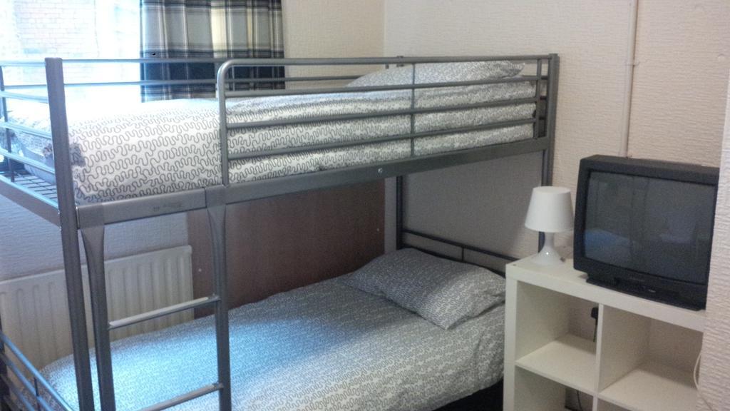 Quick Stop Uk Sheffield Room photo